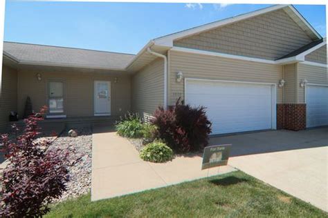Available in November - Great 2 bed, 1 bath house. . Forsalebyowner cedar rapids